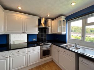 Photo 18- click for photo gallery